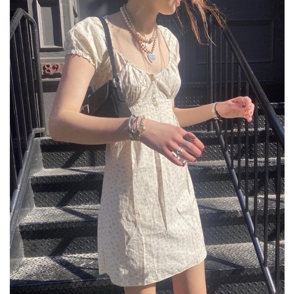 Brandy Melville Blair blue floral print dress